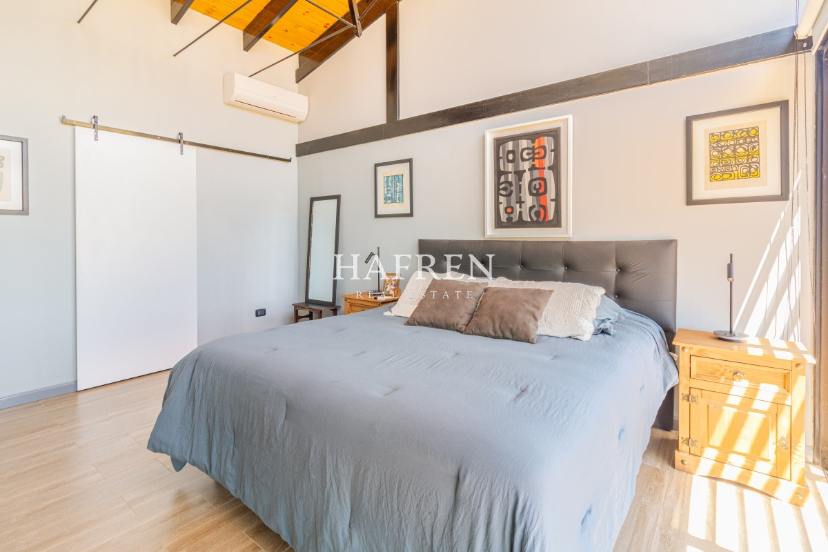 Casa ID.214 - Moderna casa en barrio privado El Quijote en venta