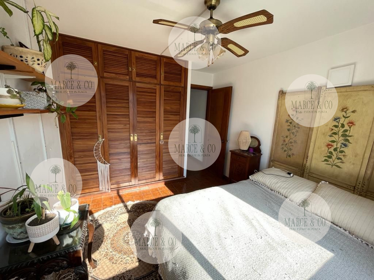 Apartamento ID.1048 - Apartamento de 4 dormitorios en alquiler anual