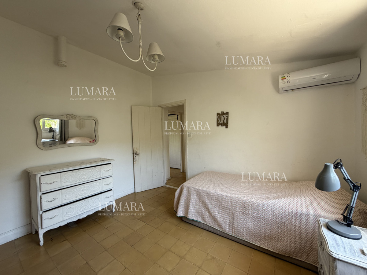 Casa ID.4001 - Casa de 3 dormitorios a pasos de playa mansa en alquiler temporal