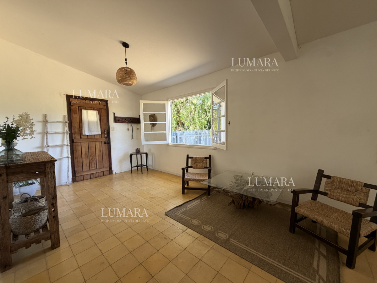 Casa ID.4001 - Casa de 3 dormitorios a pasos de playa mansa en alquiler temporal