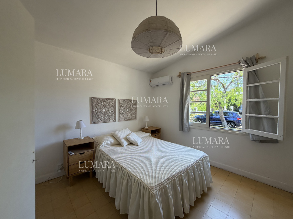 Casa ID.4001 - Casa de 3 dormitorios a pasos de playa mansa en alquiler temporal