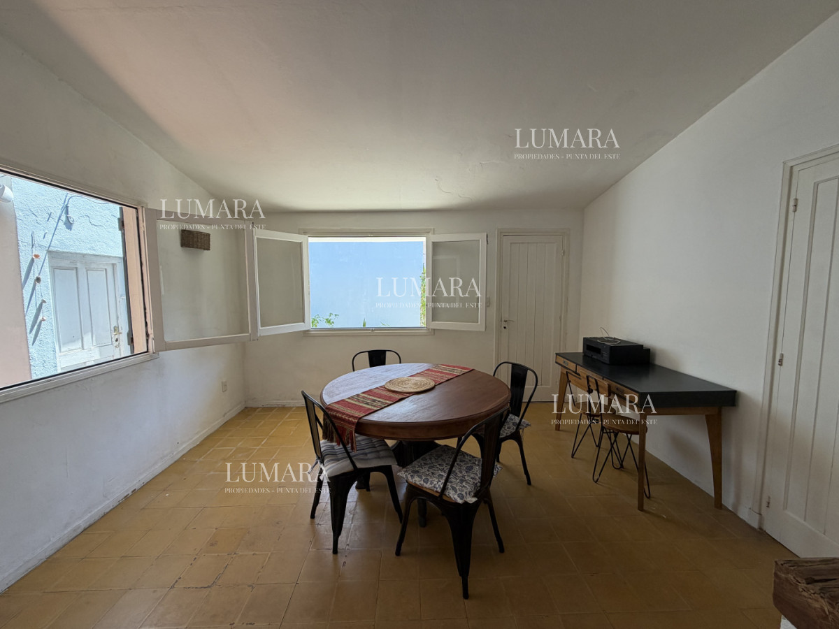 Casa ID.4001 - Casa de 3 dormitorios a pasos de playa mansa en alquiler temporal