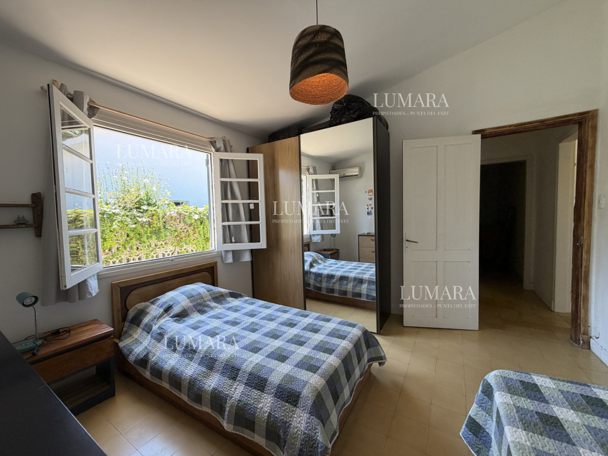 Casa ID.4001 - Casa de 3 dormitorios a pasos de playa mansa en alquiler temporal