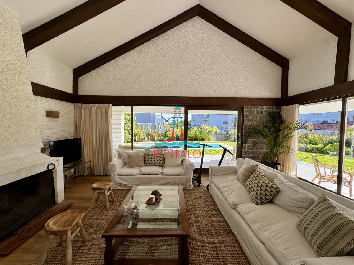 Casa ID.462 - Casa en alquiler en Punta del este temporal verano 4 dormitorios 