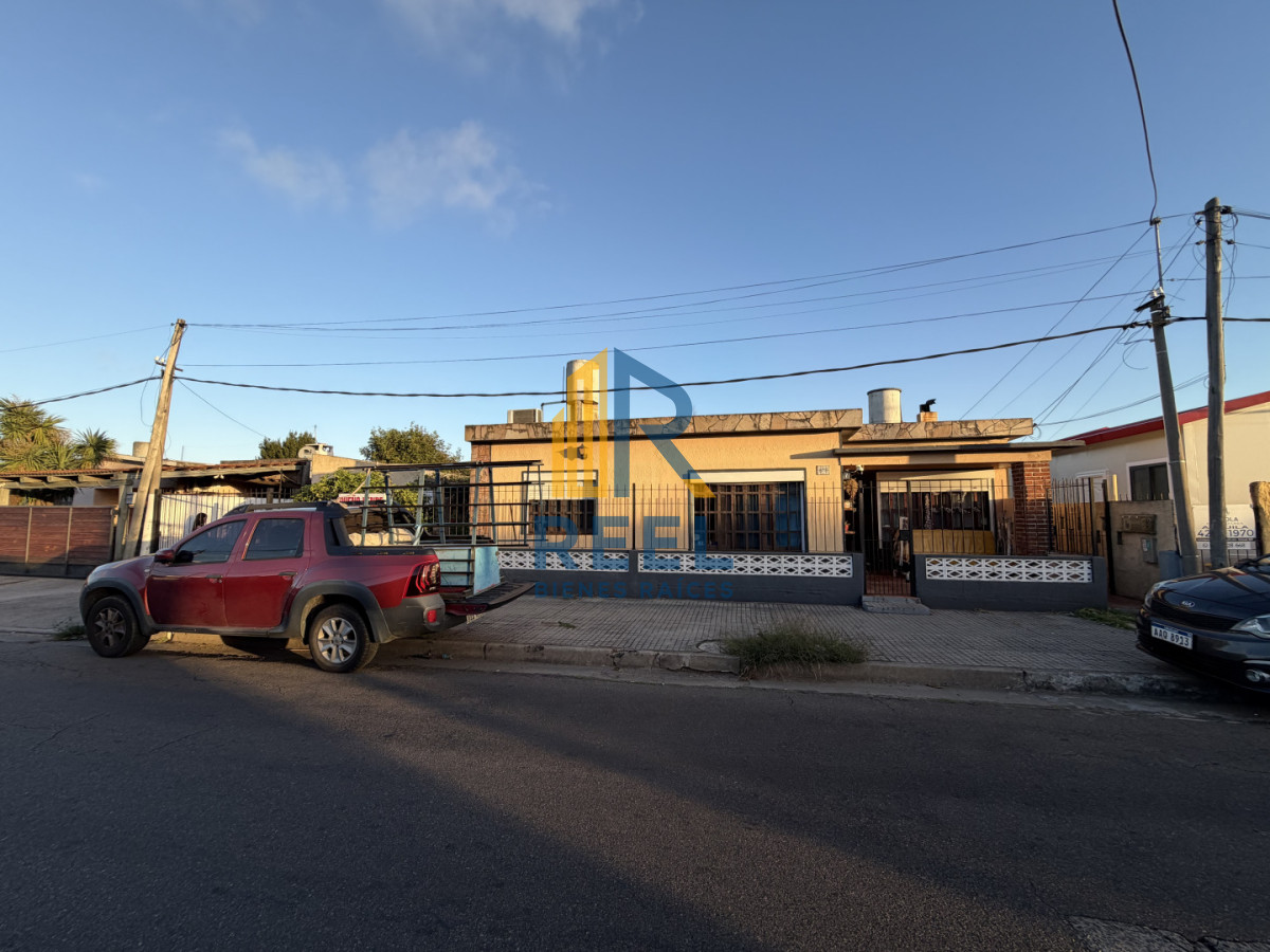 Casa ID.543 - Se vende casa con apartamento en Maldonado