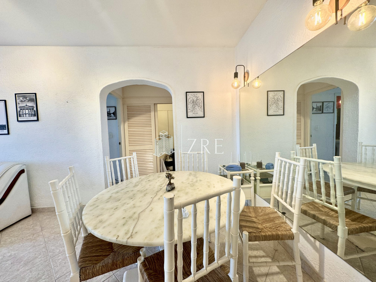 Apartamento ID.1303 - Apartamento de 2 domritorios en venta, 1ra linea de playa brava!