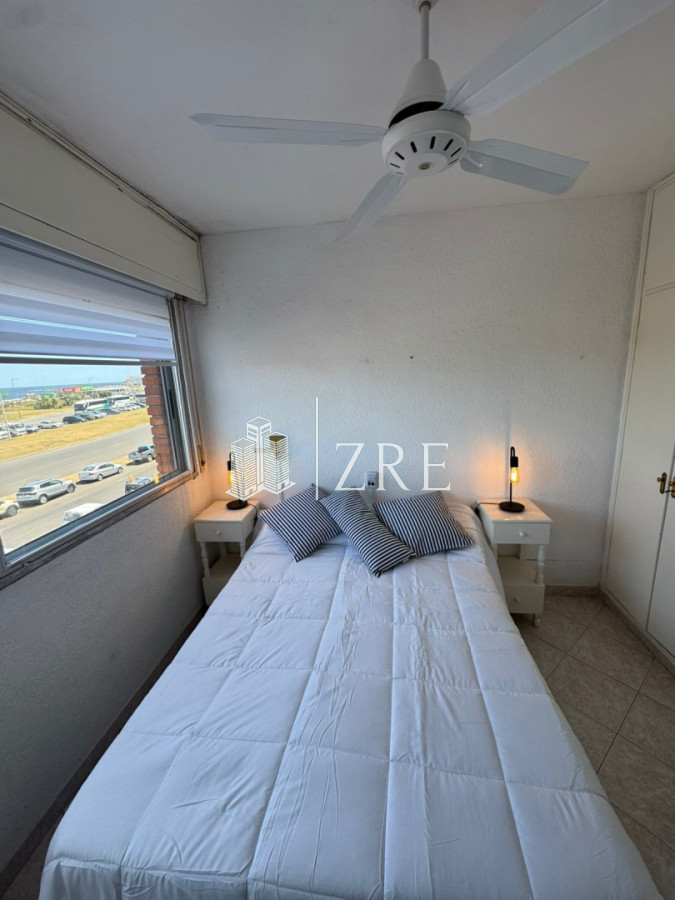 Apartamento ID.1303 - Apartamento de 2 domritorios en venta, 1ra linea de playa brava!