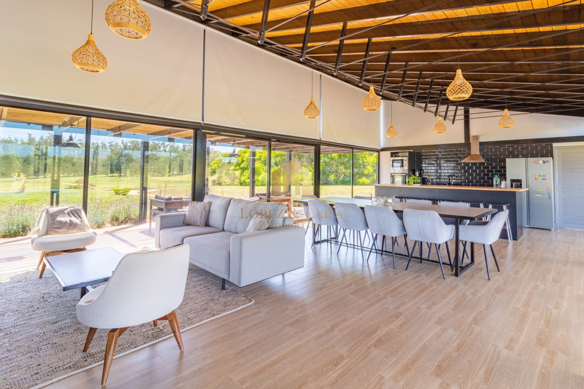 Casa ID.314 - Moderna casa en barrio privado El Quijote en venta
