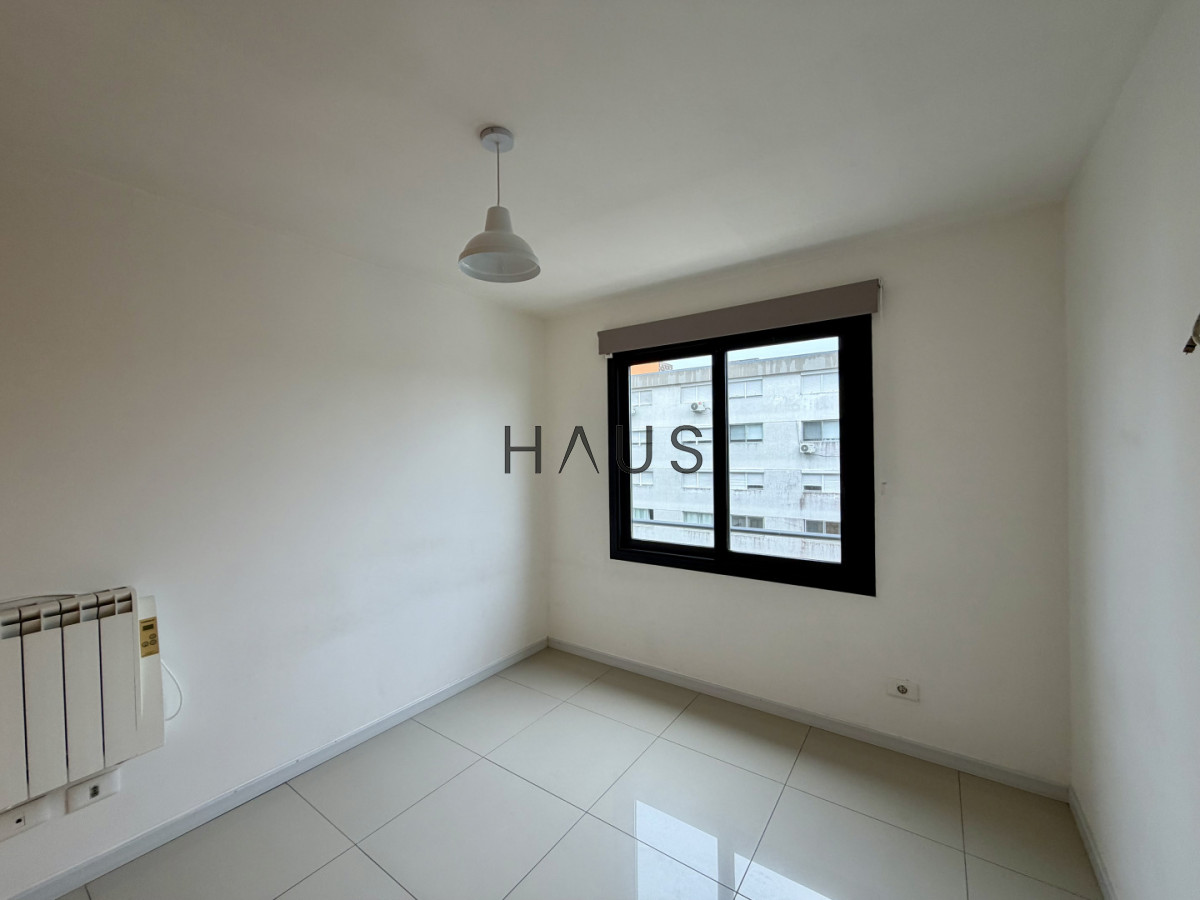 Apartamento ID.461 - Maldonado, departamento de 3 dormitorios en alquiler anual