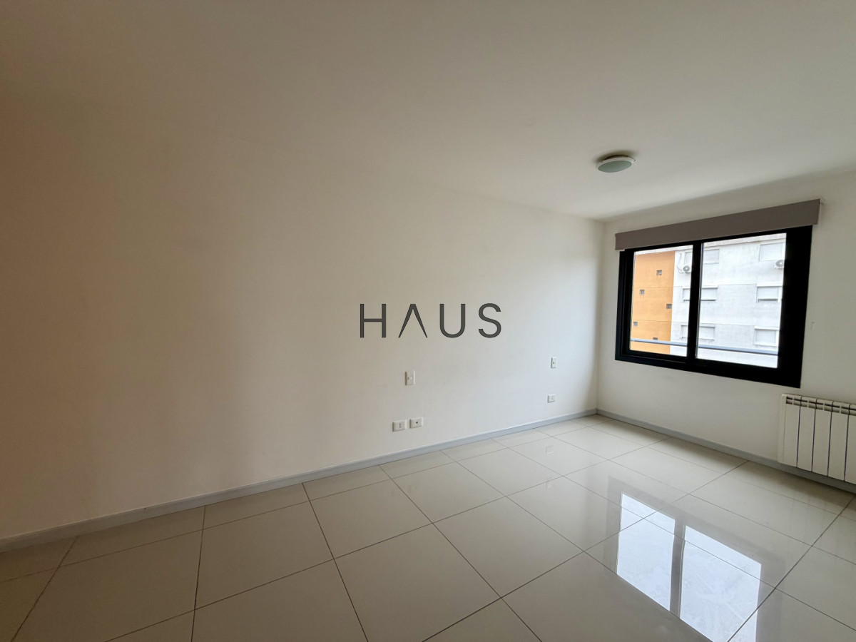 Apartamento ID.461 - Maldonado, departamento de 3 dormitorios en alquiler anual