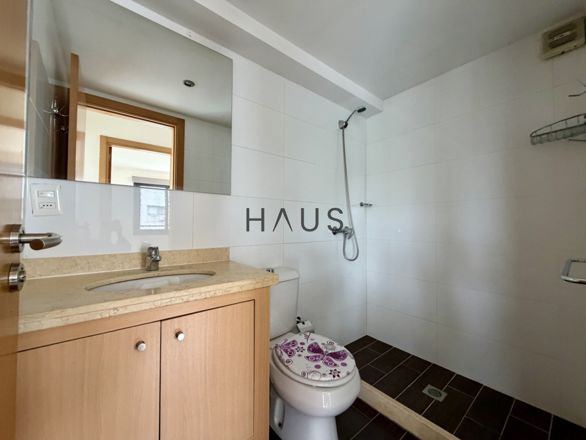 Apartamento ID.461 - Maldonado, departamento de 3 dormitorios en alquiler anual