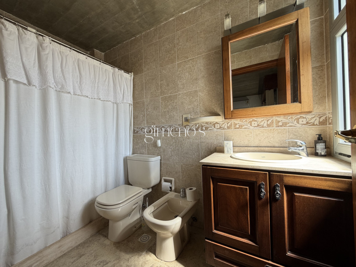 Casa ID.1197 - Alquiler Anual en Balenerio Buenos Aires - Maldonado 