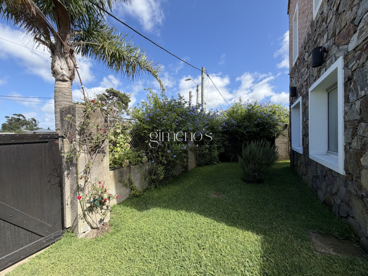 Casa ID.1197 - Alquiler Anual en Balenerio Buenos Aires - Maldonado 