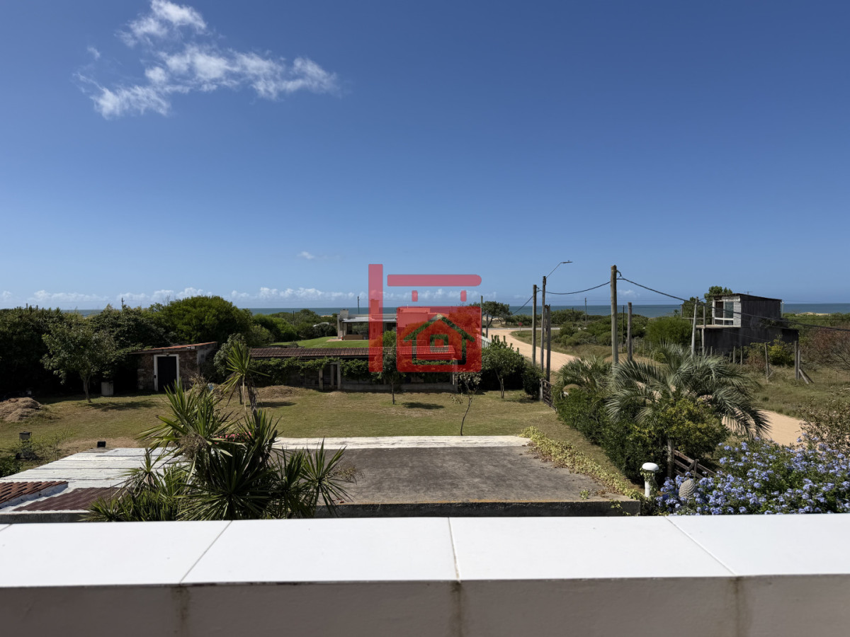 Casa ID.268 - Balneario Bs As, alquiler anual