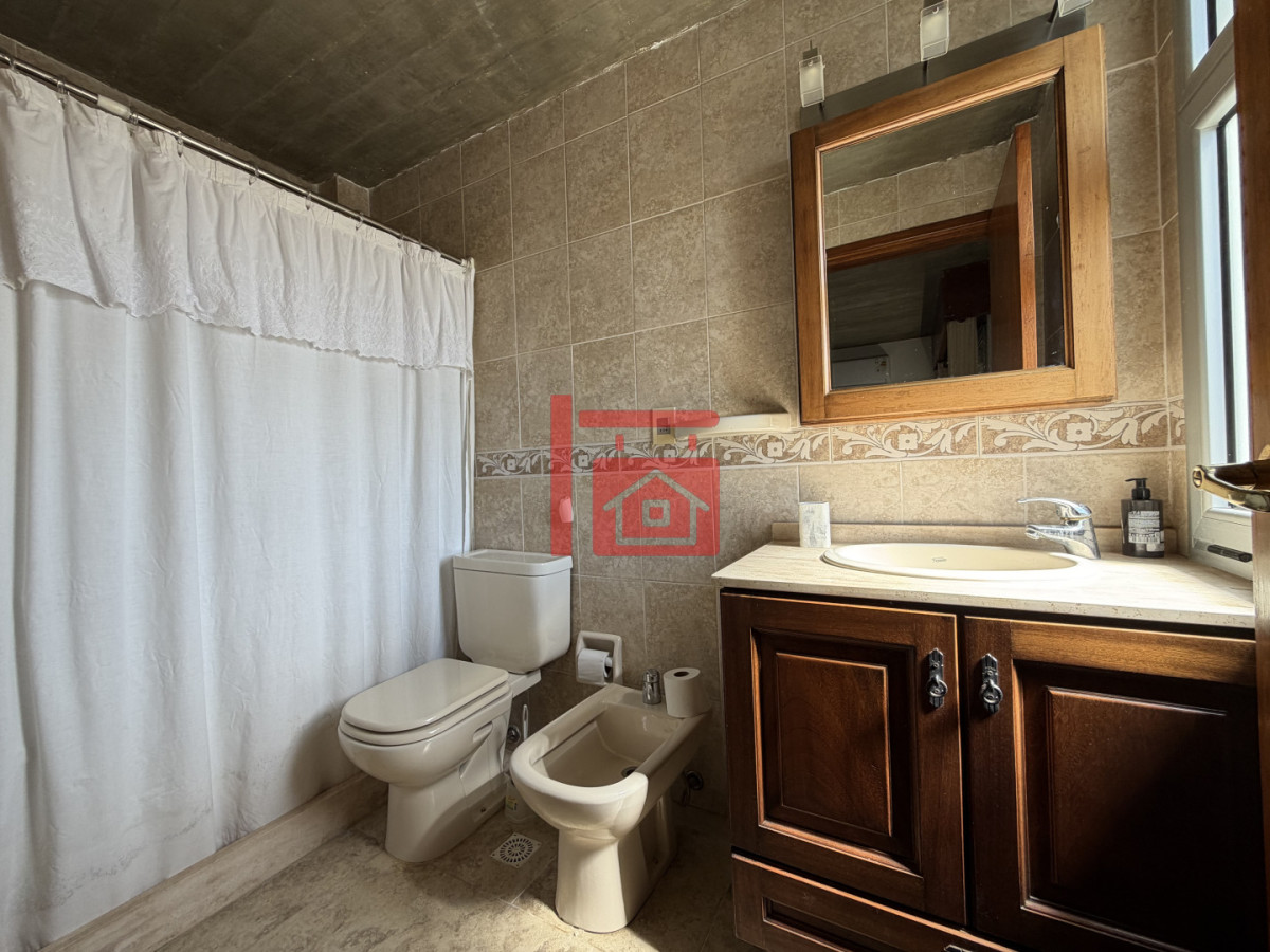 Casa ID.268 - Balneario Bs As, alquiler anual
