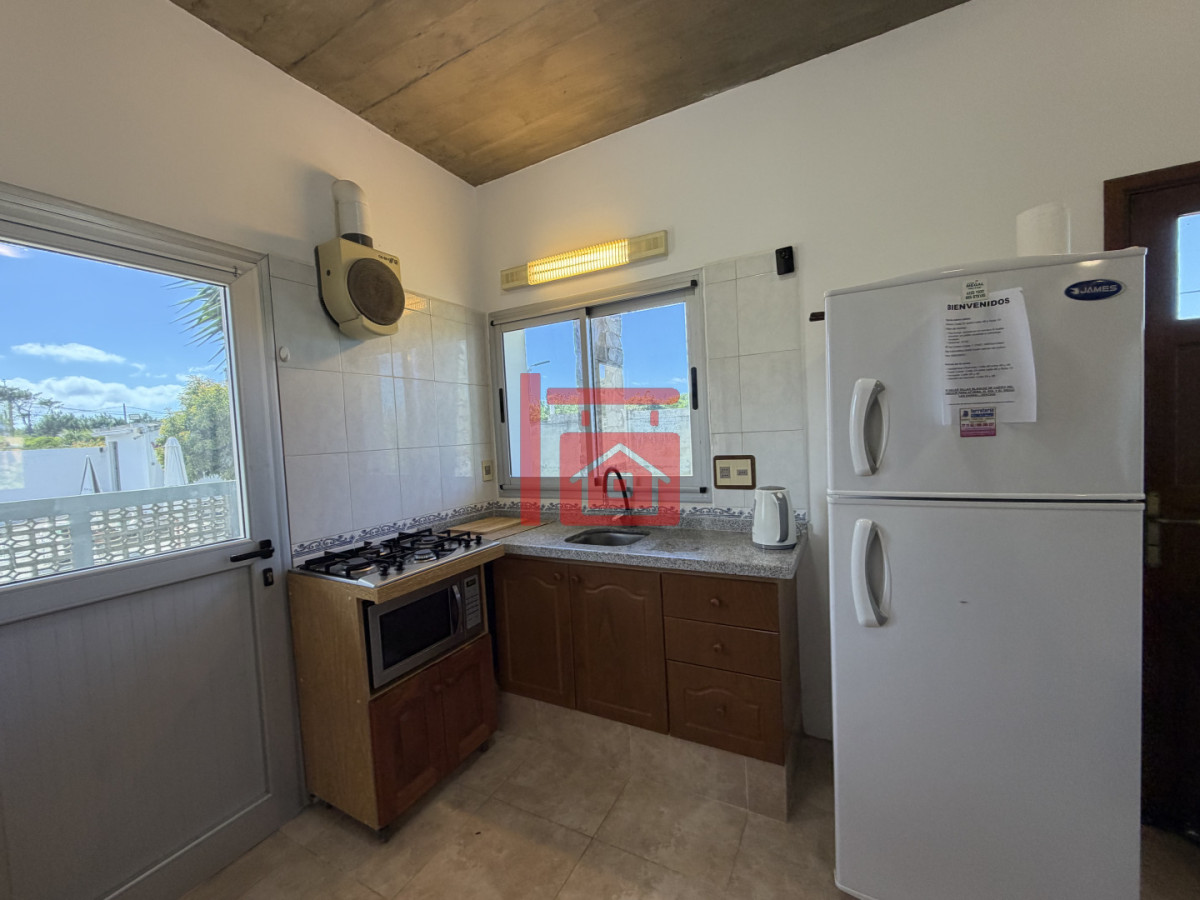 Casa ID.268 - Balneario Bs As, alquiler anual