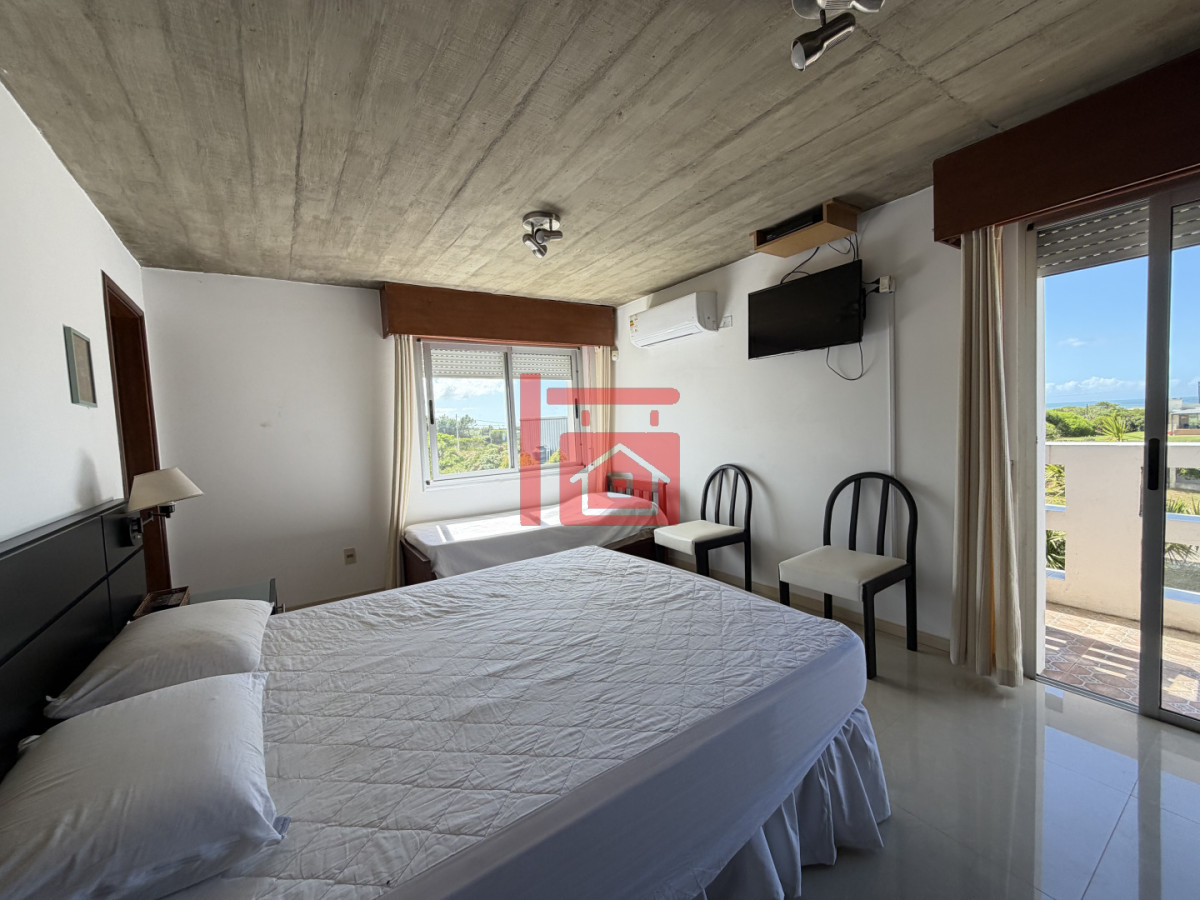 Casa ID.268 - Balneario Bs As, alquiler anual