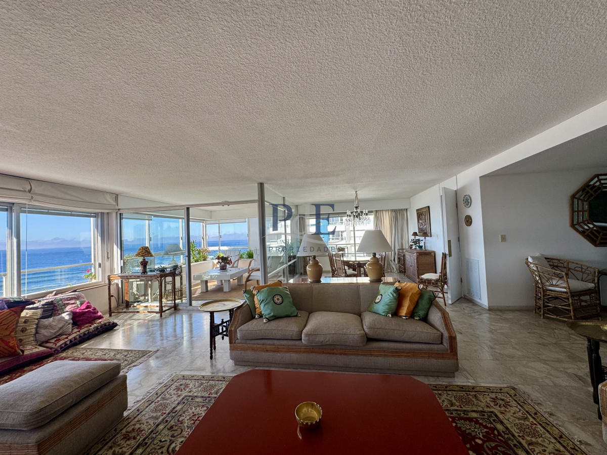 Semipiso en Parada 5 de Playa Brava | 3 dormitorios | Vista panorámica - Imagen 3