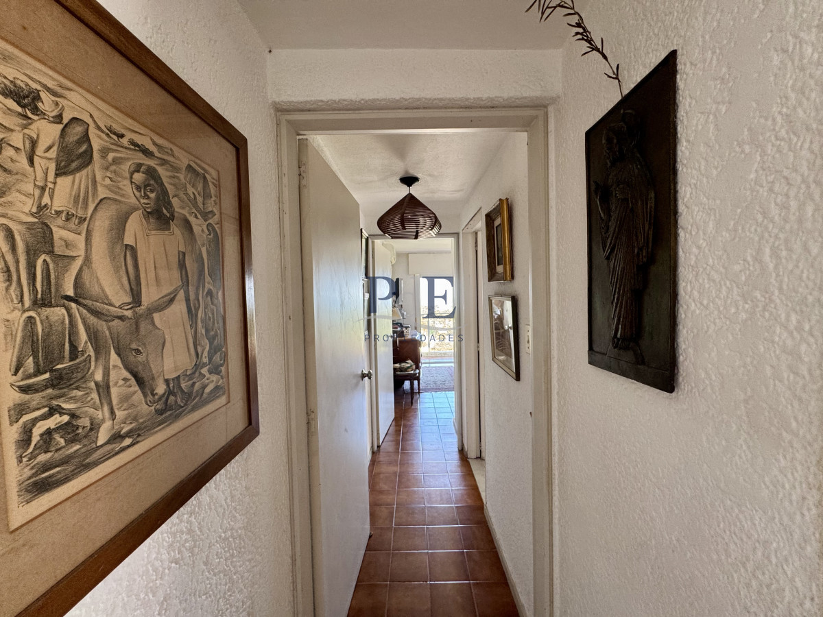 Apartamento en venta, 2 dorm y 2 baños. Av. Roosevelt · Vista al mar - Imagen 8