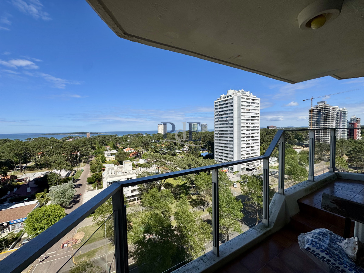 Apartamento en venta, 2 dorm y 2 baños. Av. Roosevelt · Vista al mar - Imagen 18