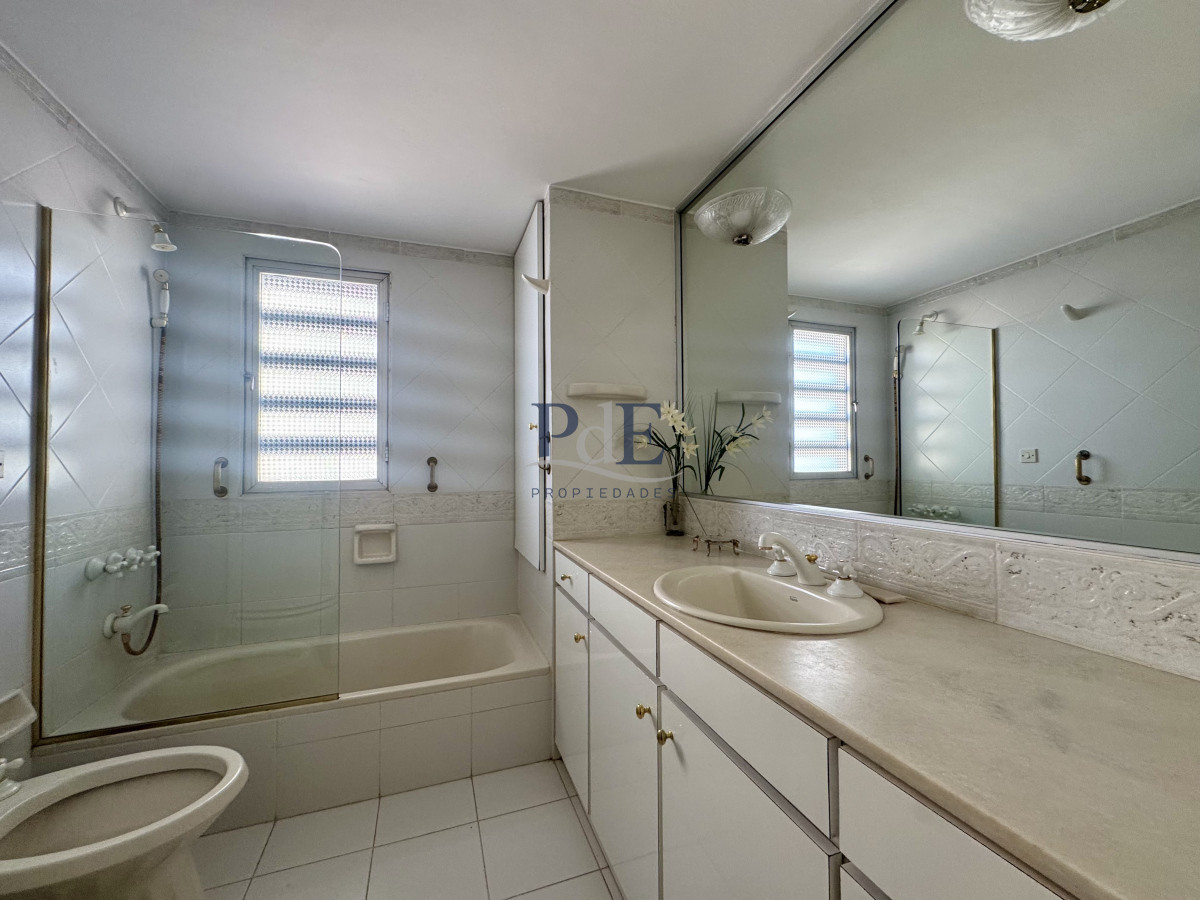 Semipiso en Parada 5 de Playa Brava | 3 dormitorios | Vista panorámica - Imagen 11