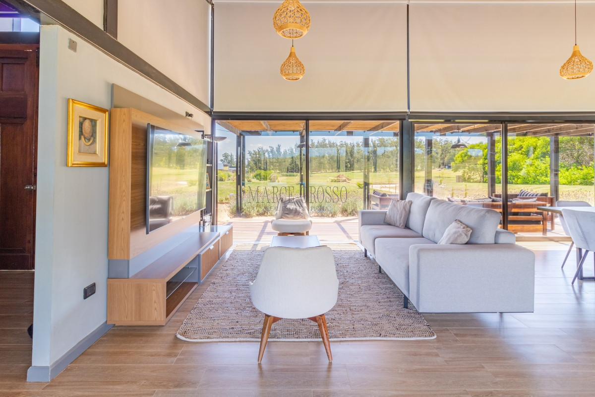 Casa ID.18 - Moderna casa en barrio privado El Quijote en venta