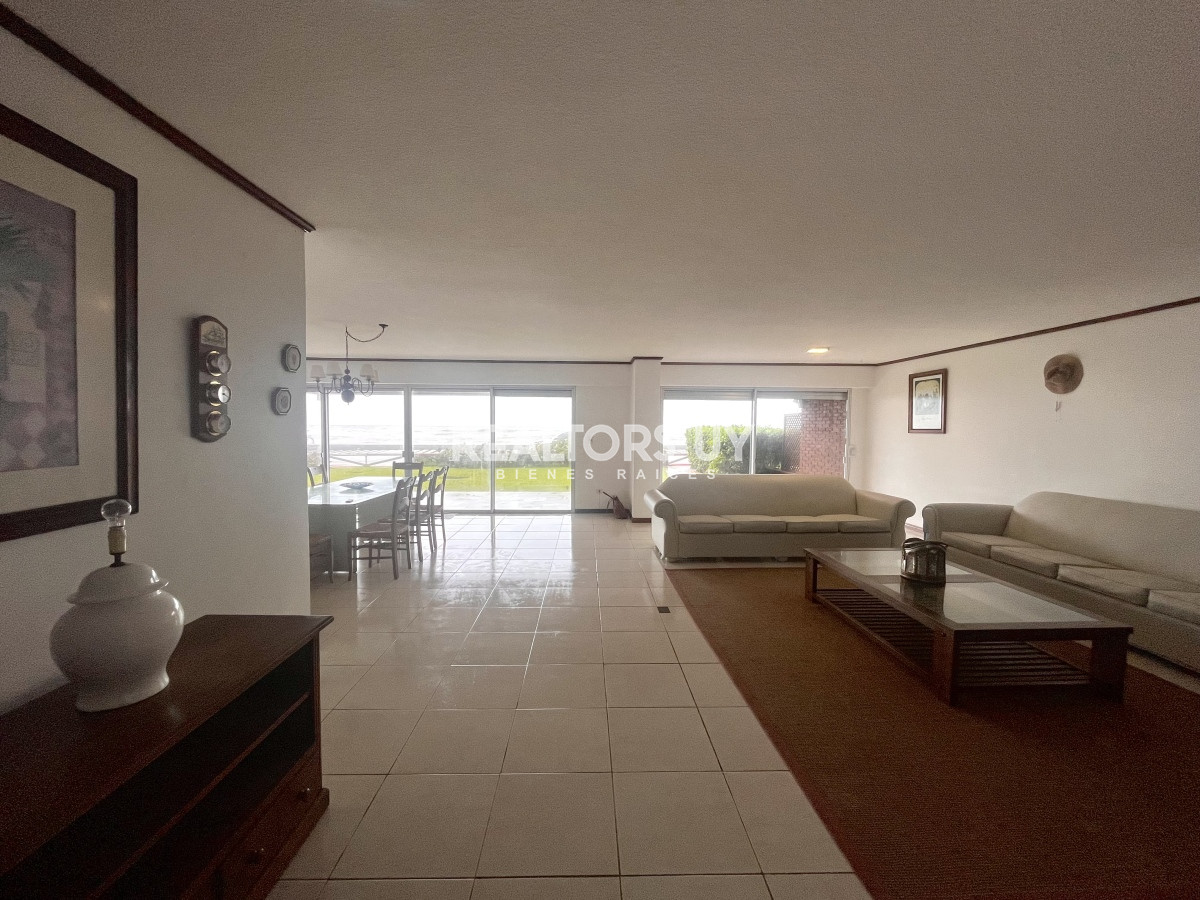 Apartamento ID.25 - Amplia planta frente al mar en venta