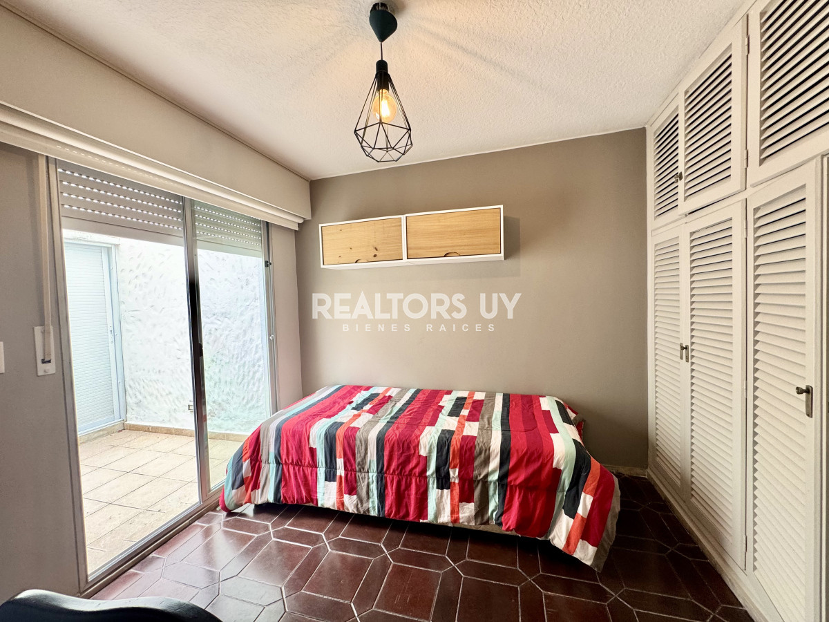 Apartamento ID.480 - Departamento de 2 dormitorios en península, ALQUILER ANUAL E INVERNAL