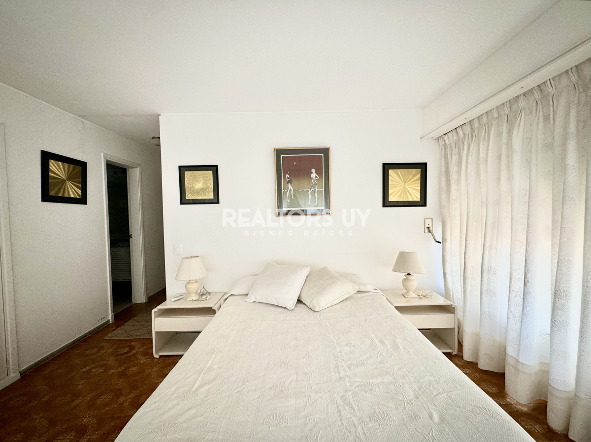 Apartamento ID.393 - Departamento de 2 dormitorios en venta! Excelente ubicación!!