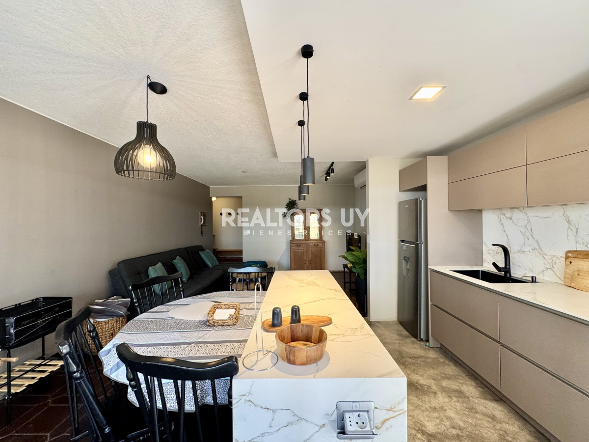 Apartamento ID.480 - Departamento de 2 dormitorios en península, ALQUILER ANUAL E INVERNAL