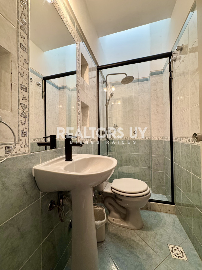 Apartamento ID.480 - Departamento de 2 dormitorios en península, ALQUILER ANUAL E INVERNAL