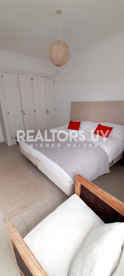Apartamento ID.300 - Apto 4 dorm. en suite Brava - Alquiler temporal