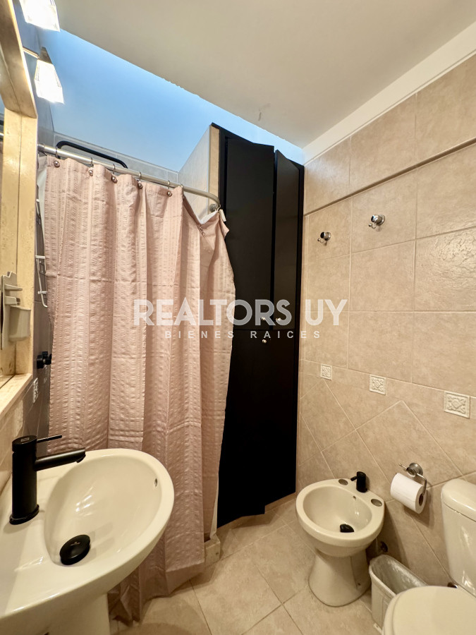 Apartamento ID.480 - Departamento de 2 dormitorios en península, ALQUILER ANUAL E INVERNAL