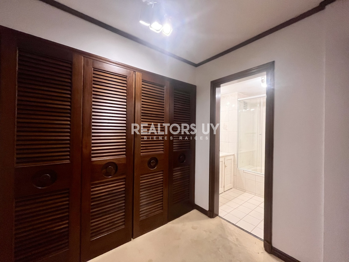 Apartamento ID.25 - Amplia planta frente al mar en venta