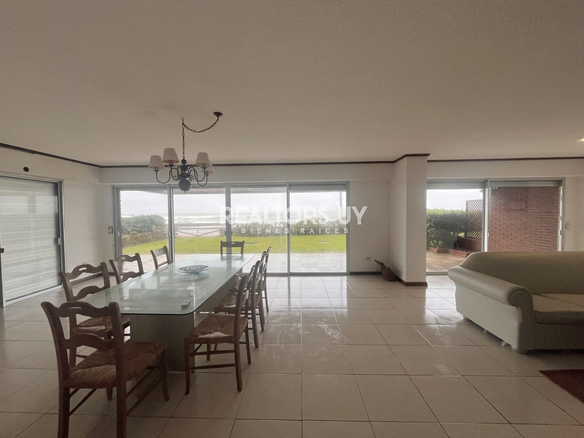Apartamento ID.25 - Amplia planta frente al mar en venta