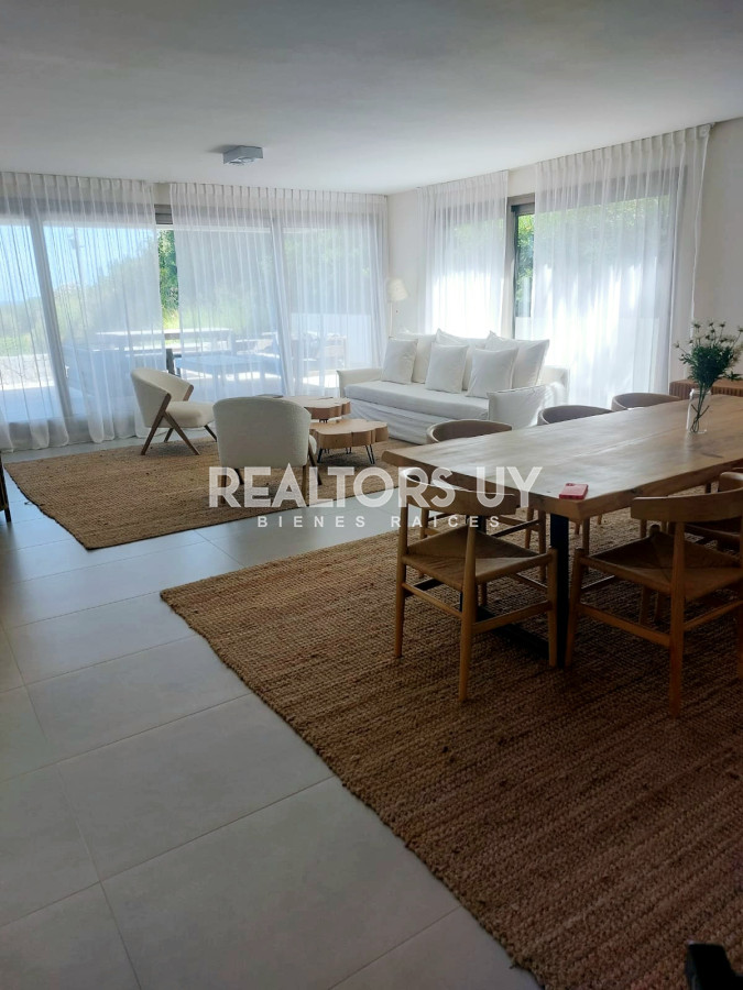 Apartamento ID.445 - VENTA APTO 3 dormitorios en suite MANANTIALES