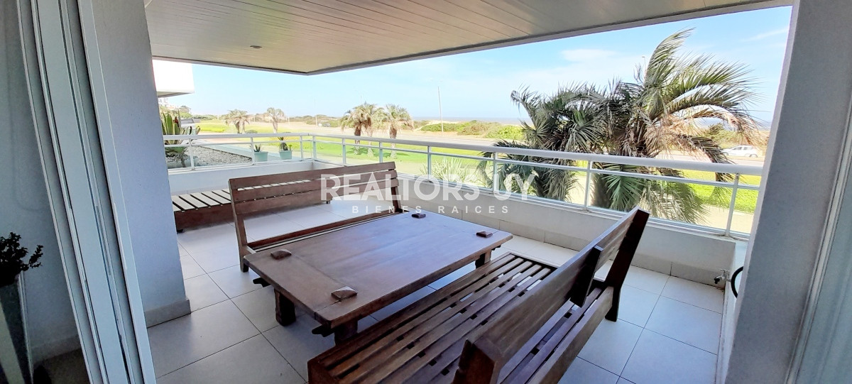 Apartamento ID.300 - Apto 4 dorm. en suite Brava - Alquiler temporal