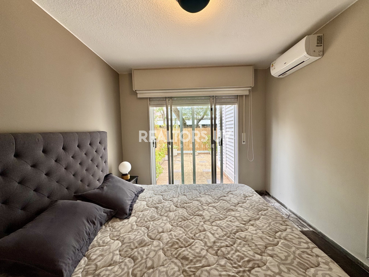 Apartamento ID.480 - Departamento de 2 dormitorios en península, ALQUILER ANUAL E INVERNAL
