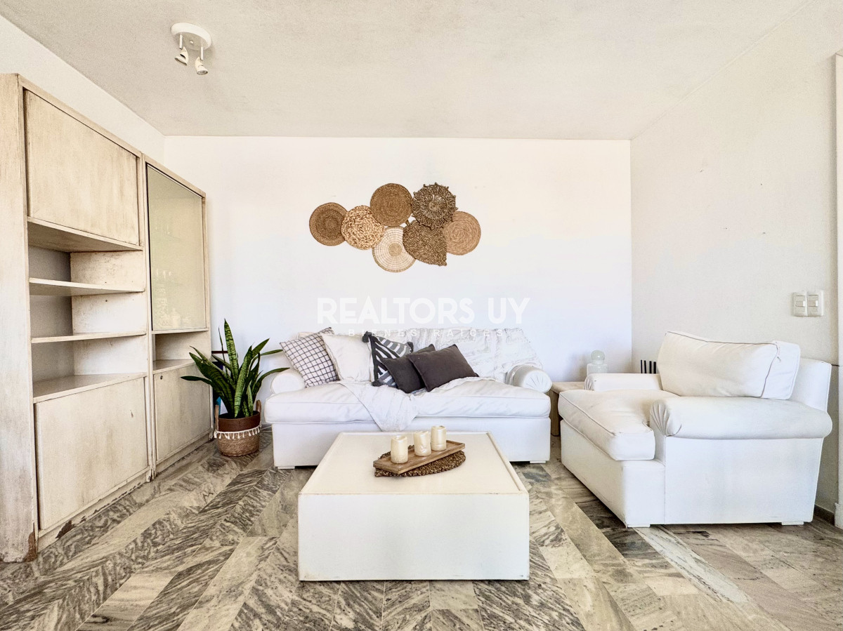 Apartamento ID.393 - Departamento de 2 dormitorios en venta! Excelente ubicación!!