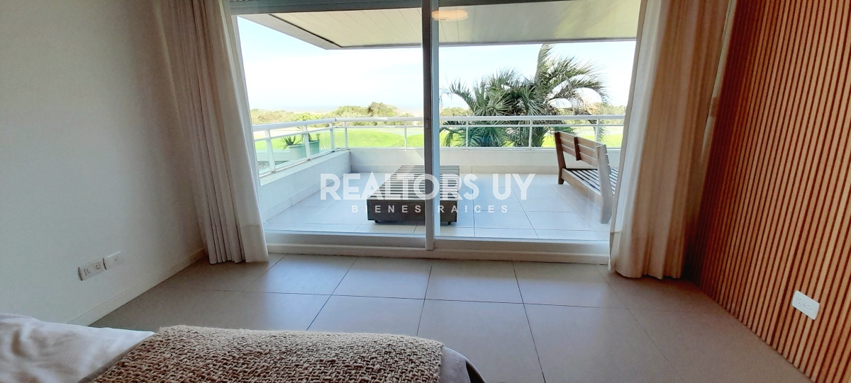 Apartamento ID.300 - Apto 4 dorm. en suite Brava - Alquiler temporal