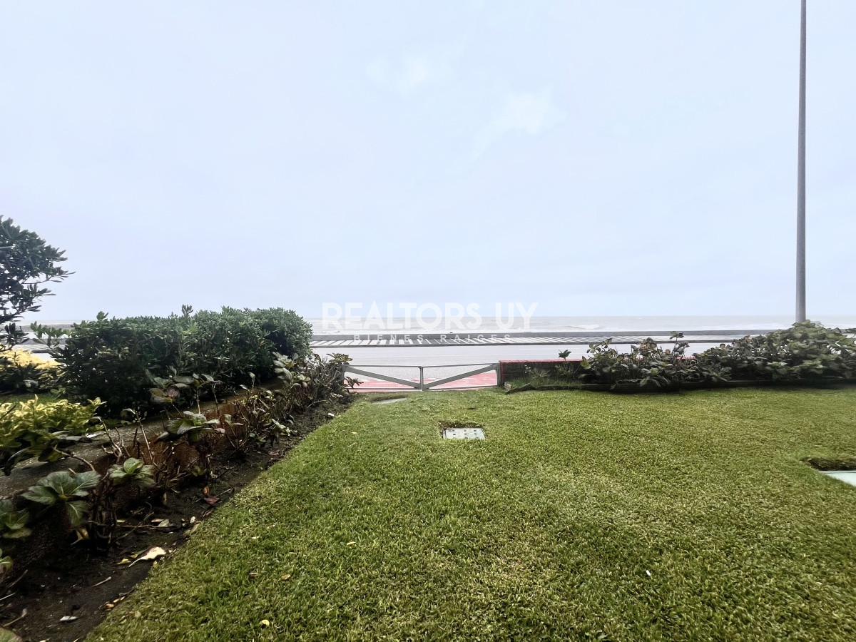 Apartamento ID.25 - Amplia planta frente al mar en venta