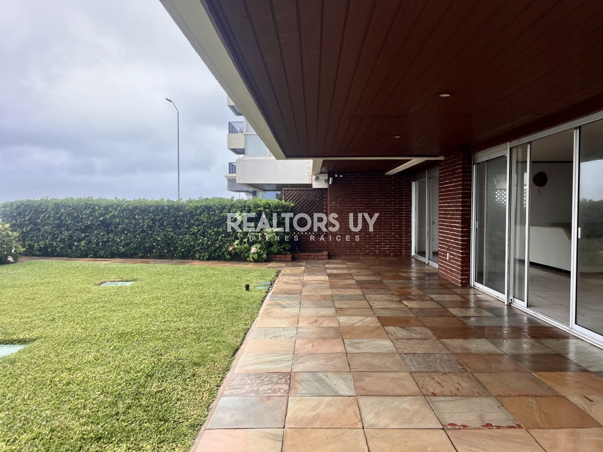 Apartamento ID.25 - Amplia planta frente al mar en venta