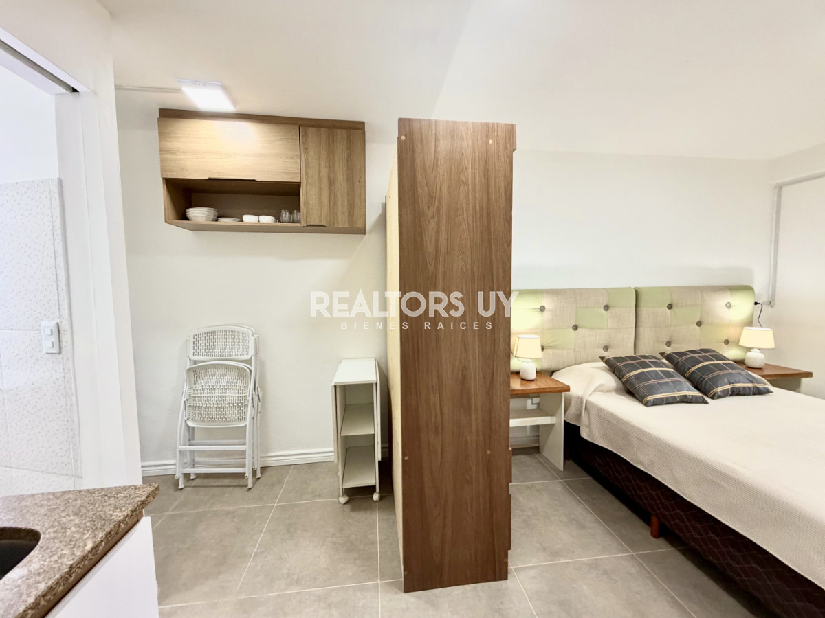 Casa ID.1073 - Monoambiente en alquiler anual