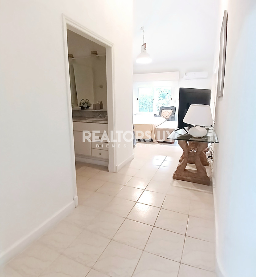 Casa ID.275 - Venta hermosa casa en San Rafael a 4 cuadras del mar.  