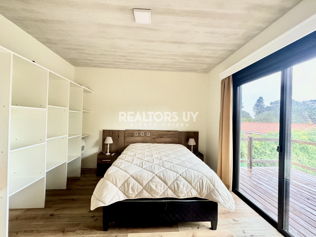Casa ID.117 - Casa de 3 dormitorios en alquiler anual