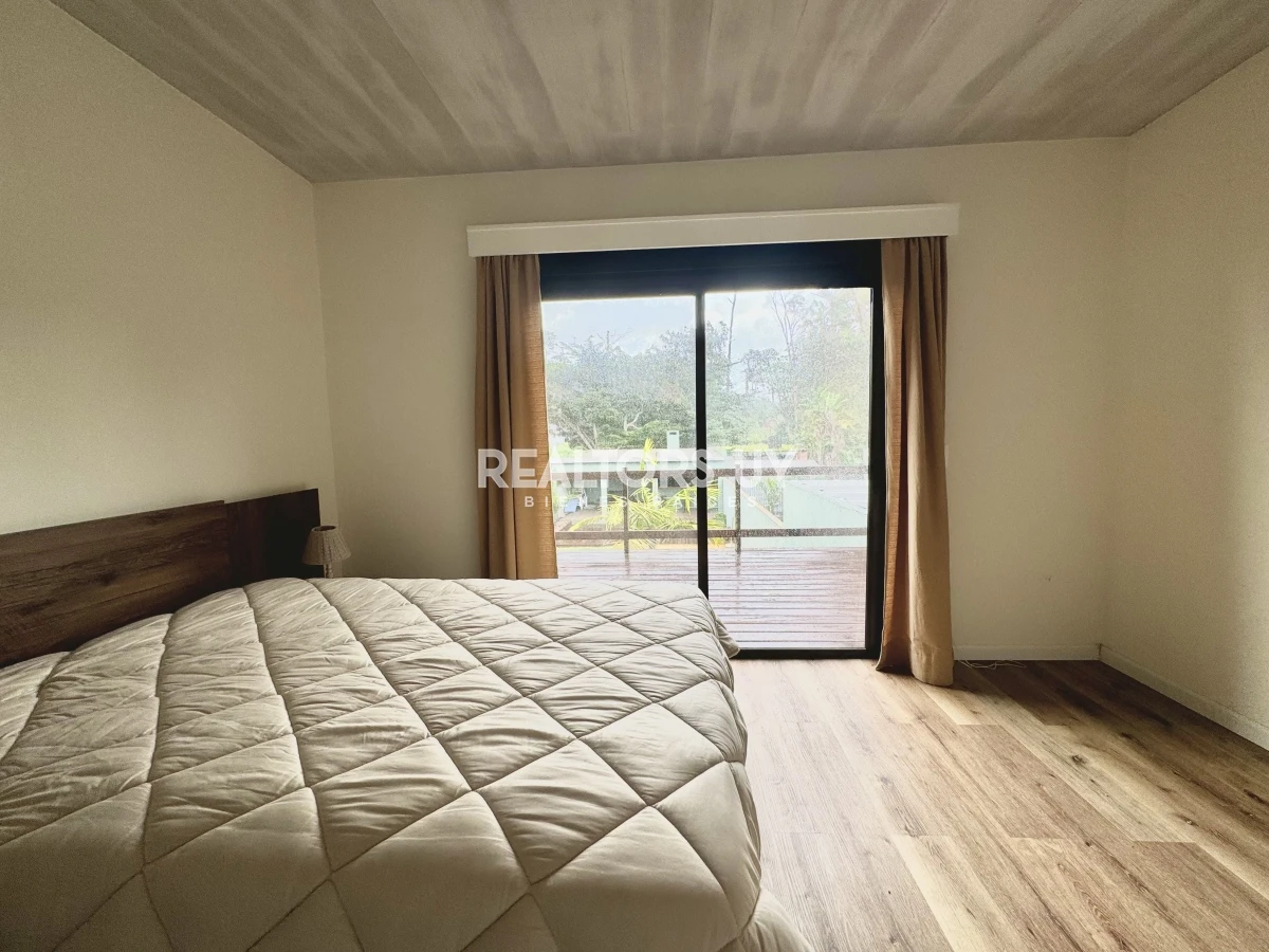 Casa ID.117 - Casa de 3 dormitorios en alquiler anual