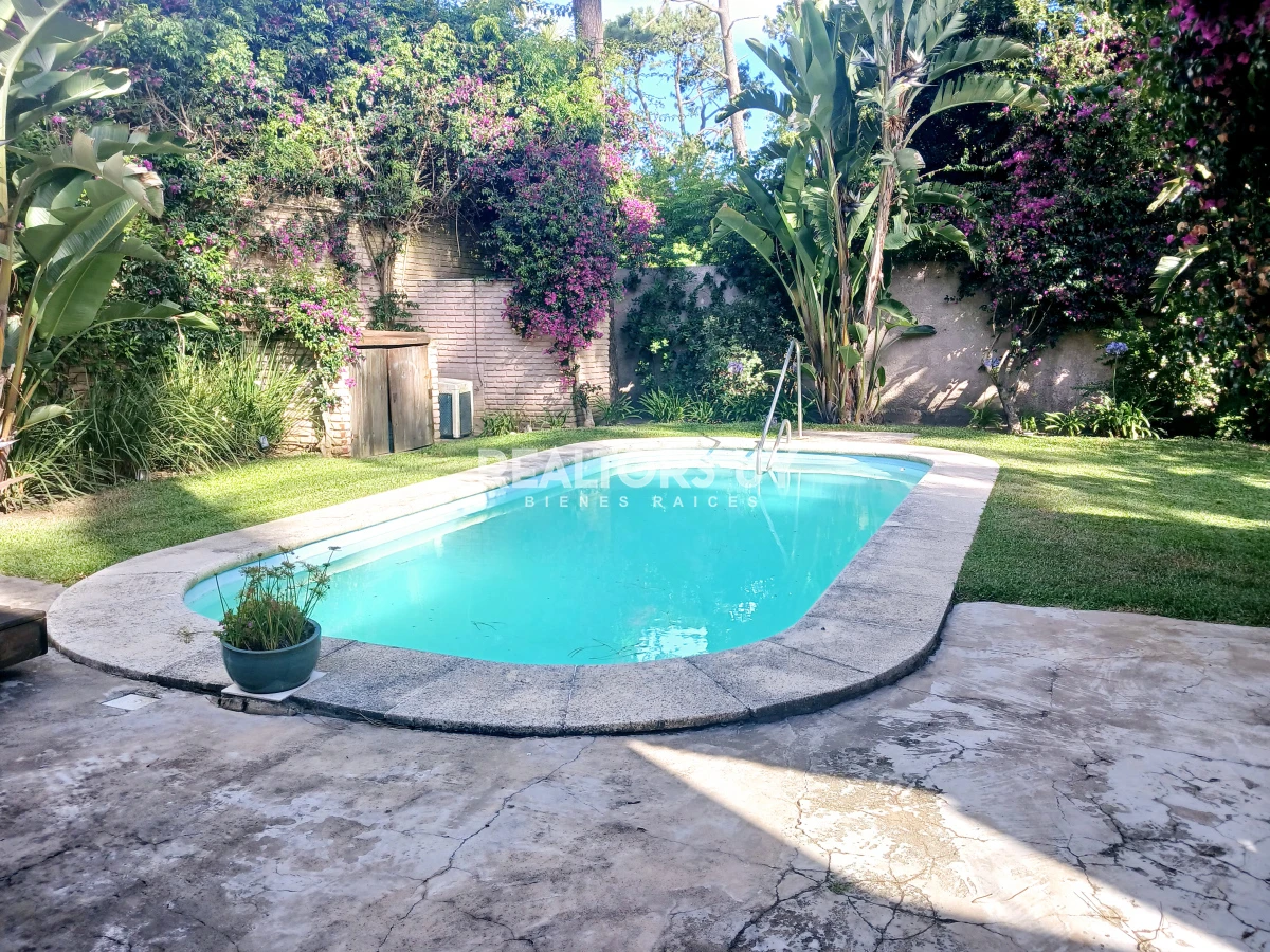 Casa ID.399 - Casa 4 dorm. Alquiler temporal - Punta del Este