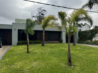 Casa de 3 dormitorios en alquiler anual Punta del Este