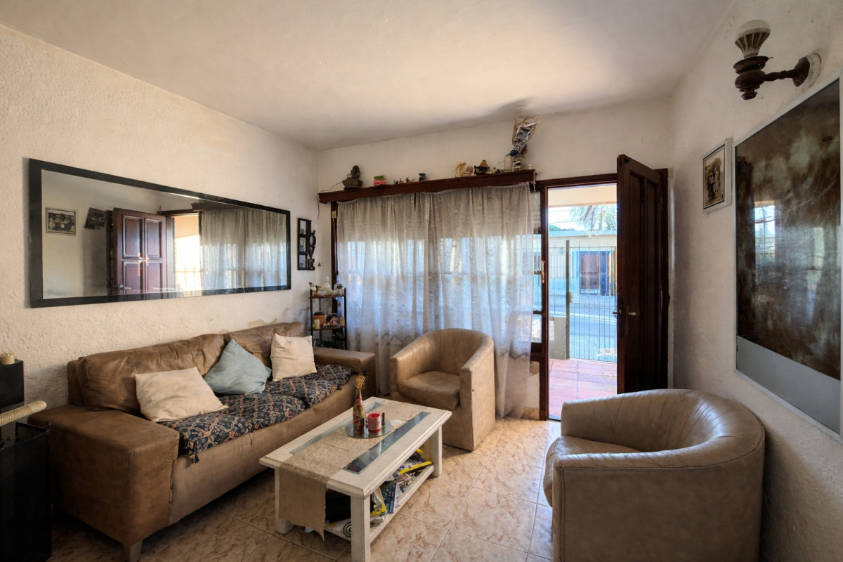 Se vende casa con apartamento en Maldonado