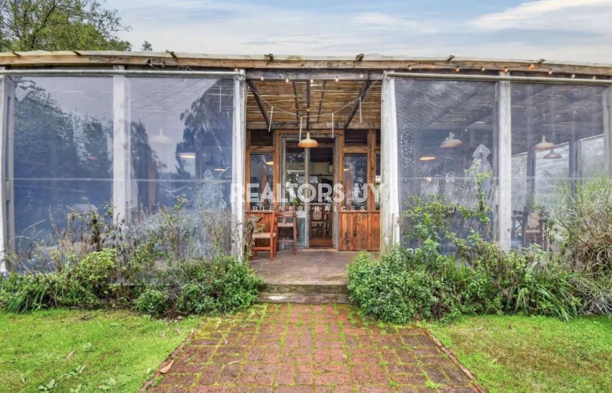 Chacra ID.1317 - Chacra + café funcionando + cabañas próximo a San Carlos